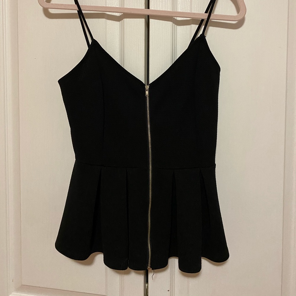 Black Flare Zipper Tanktop